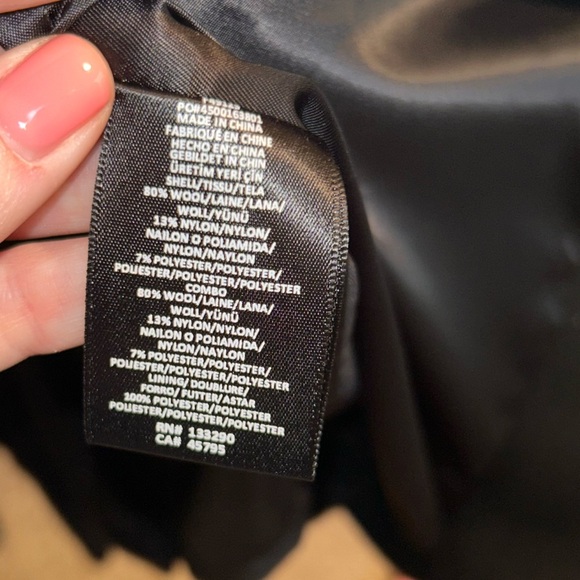 NWT Marchesa Voyage Wool Black and Navy Peplum Coat. Size 2 - Picture 7 of 10